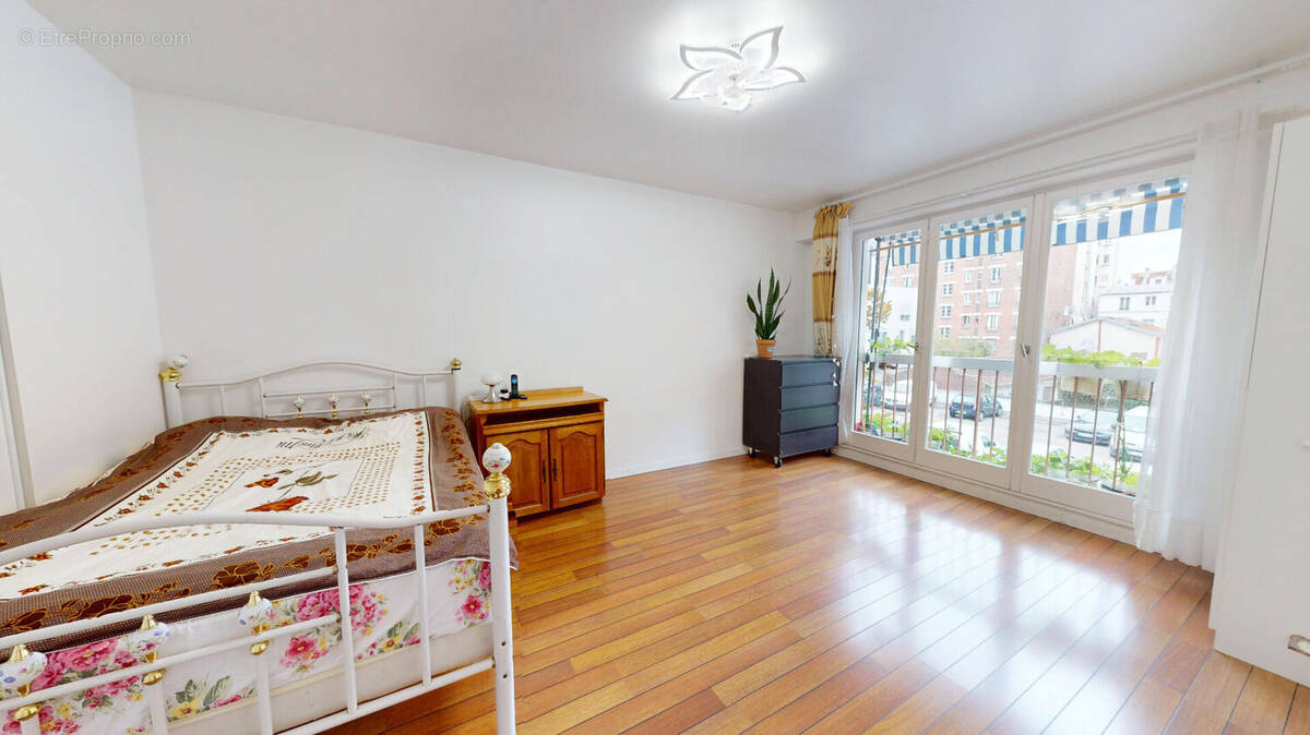 Appartement à AUBERVILLIERS