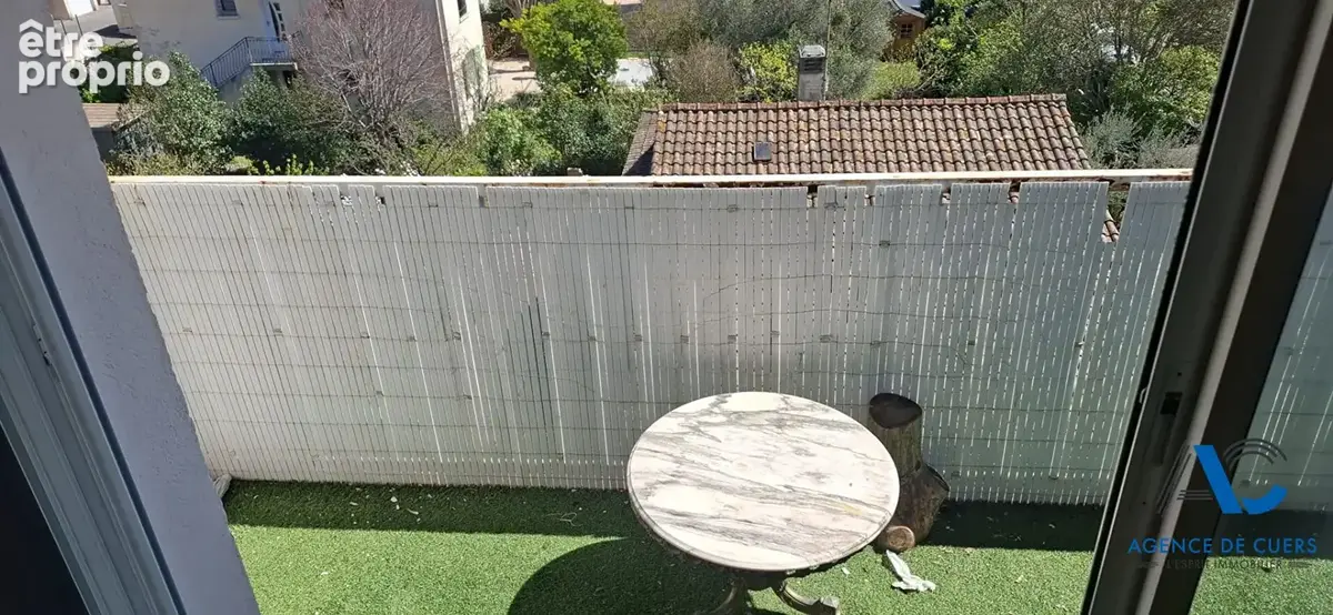 Appartement à CUERS