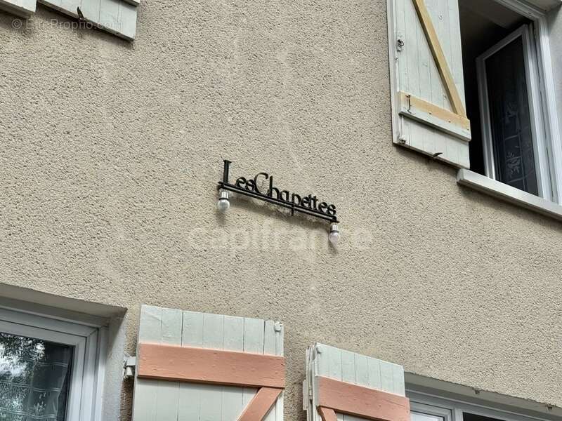 Maison à FERRIERES-SUR-SICHON