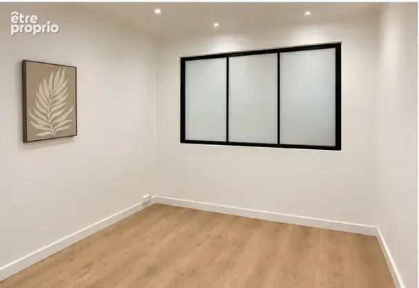A vendre, à proximité de la place Felix Eboué, local commercial de 55 m² - photo 3