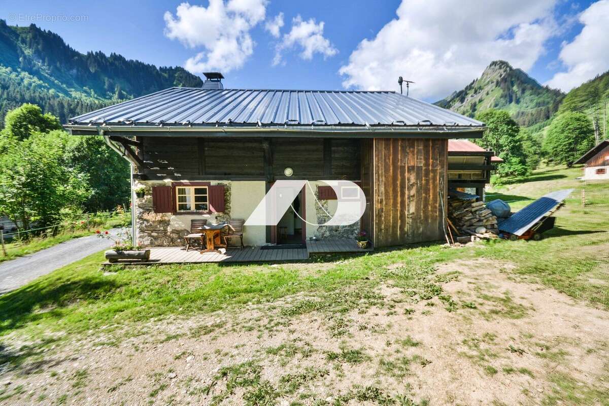 Maison 130 m² à Saint-Jean-D'aulps  - photo 5