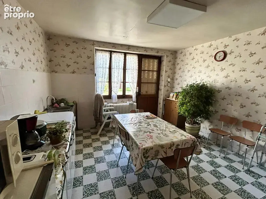 Us : grande maison avec beaucoup de potentiel ! - photo 12