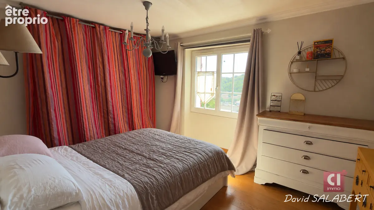 Maison Sainte Anastasie Sur Issole 4 pièce(s) 120m² avec cours privative - photo 9
