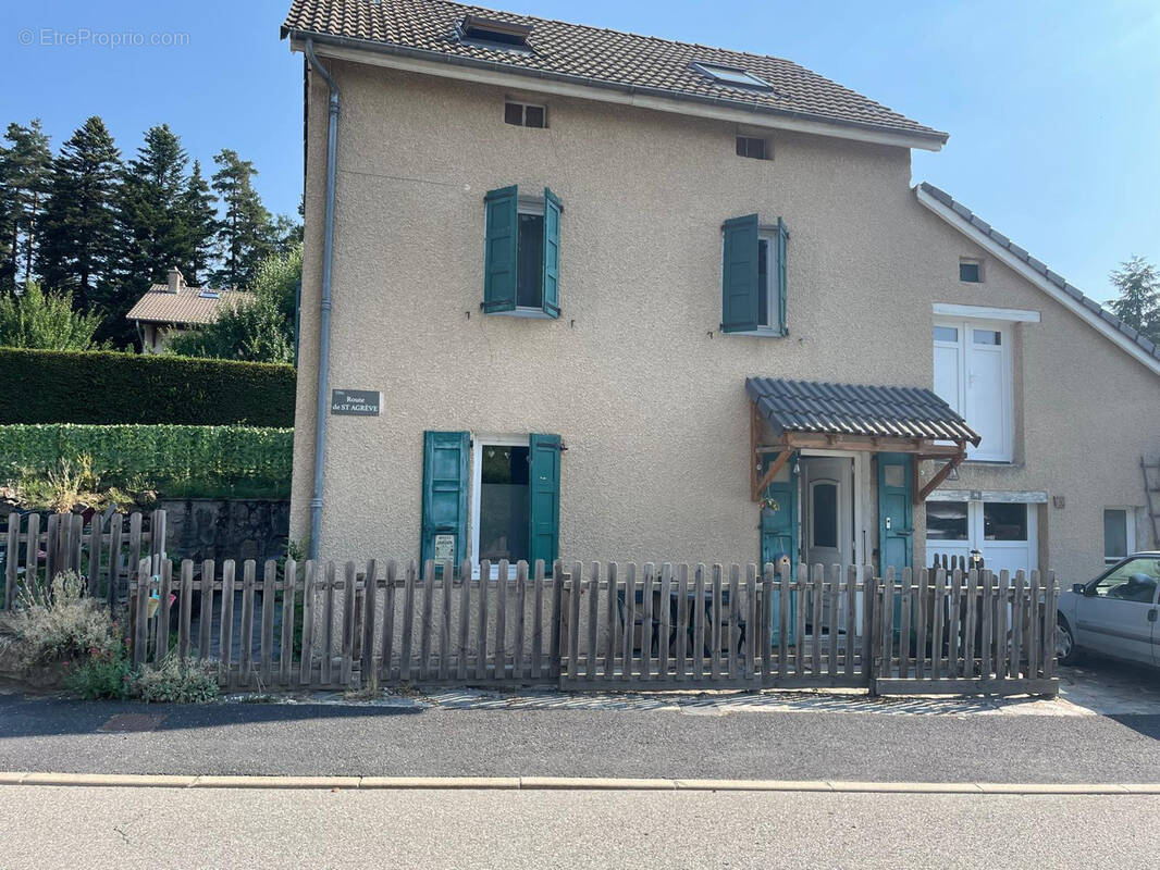 Maison à LE CHAMBON-SUR-LIGNON