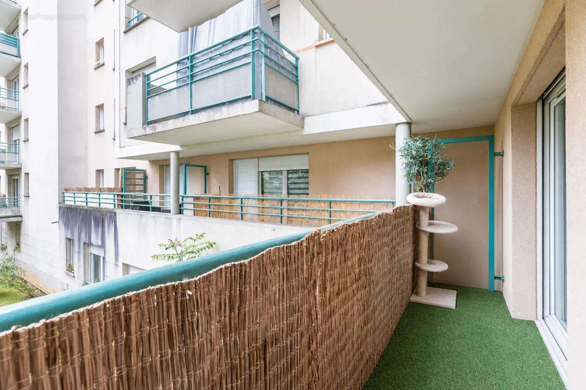 Appartement T3 refait à neuf à Clichy, loué - photo 10