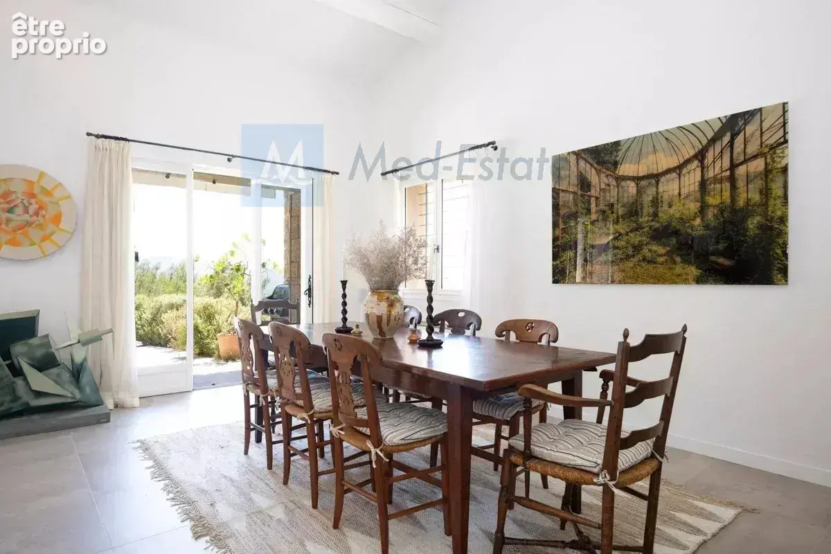 Villa d'exception avec vue panoramique à Grimaud. - photo 7