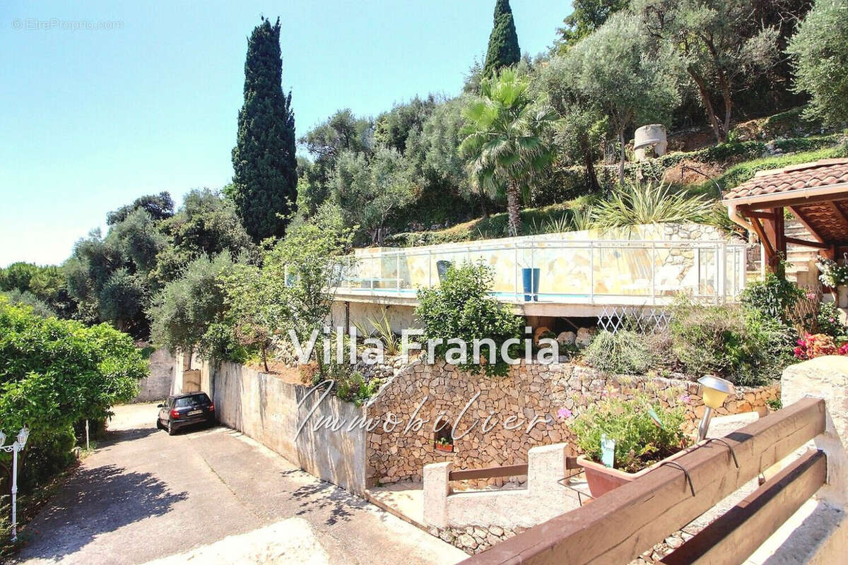 Maison à SAINTE-AGNES