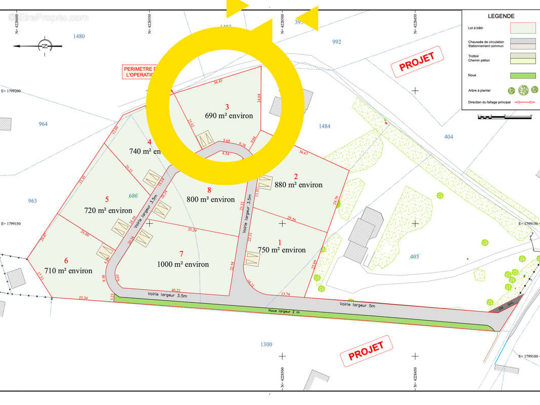 Terrain à SAINT-PAL-DE-MONS