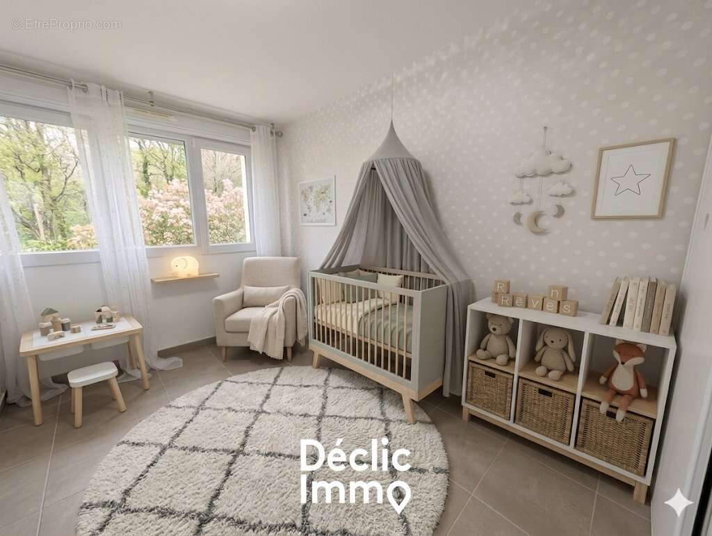 Appartement à CHATEAUNEUF-GRASSE