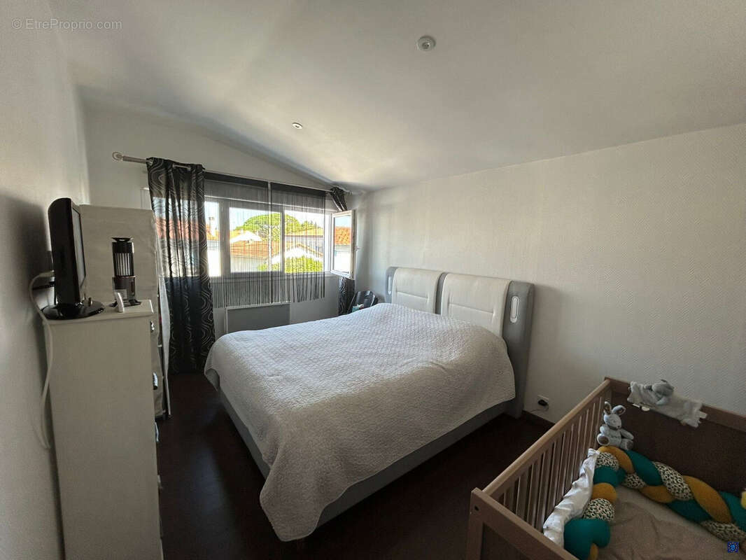 Maison 180 m² à Royan  - photo 5