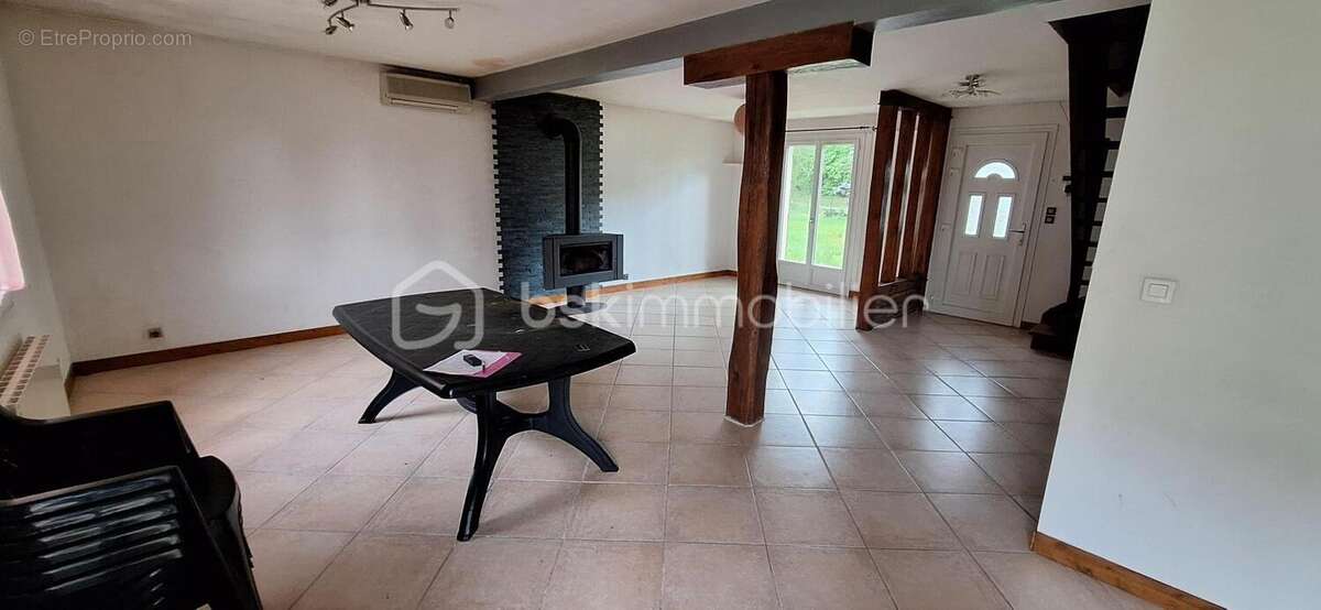 Maison à LA BUSSIERE