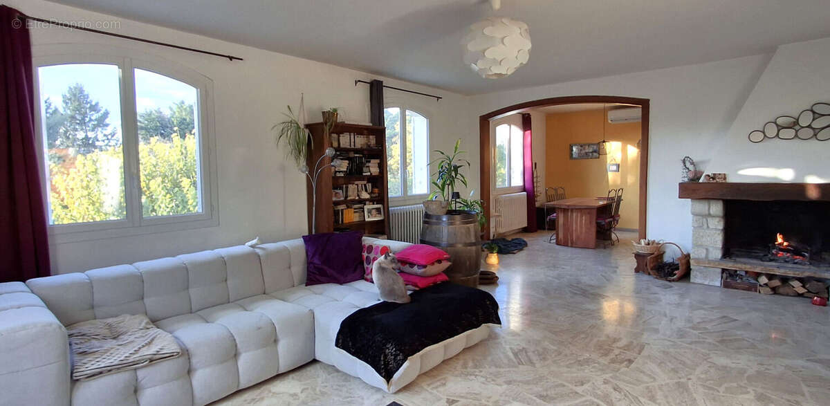 Maison à PIERRELATTE