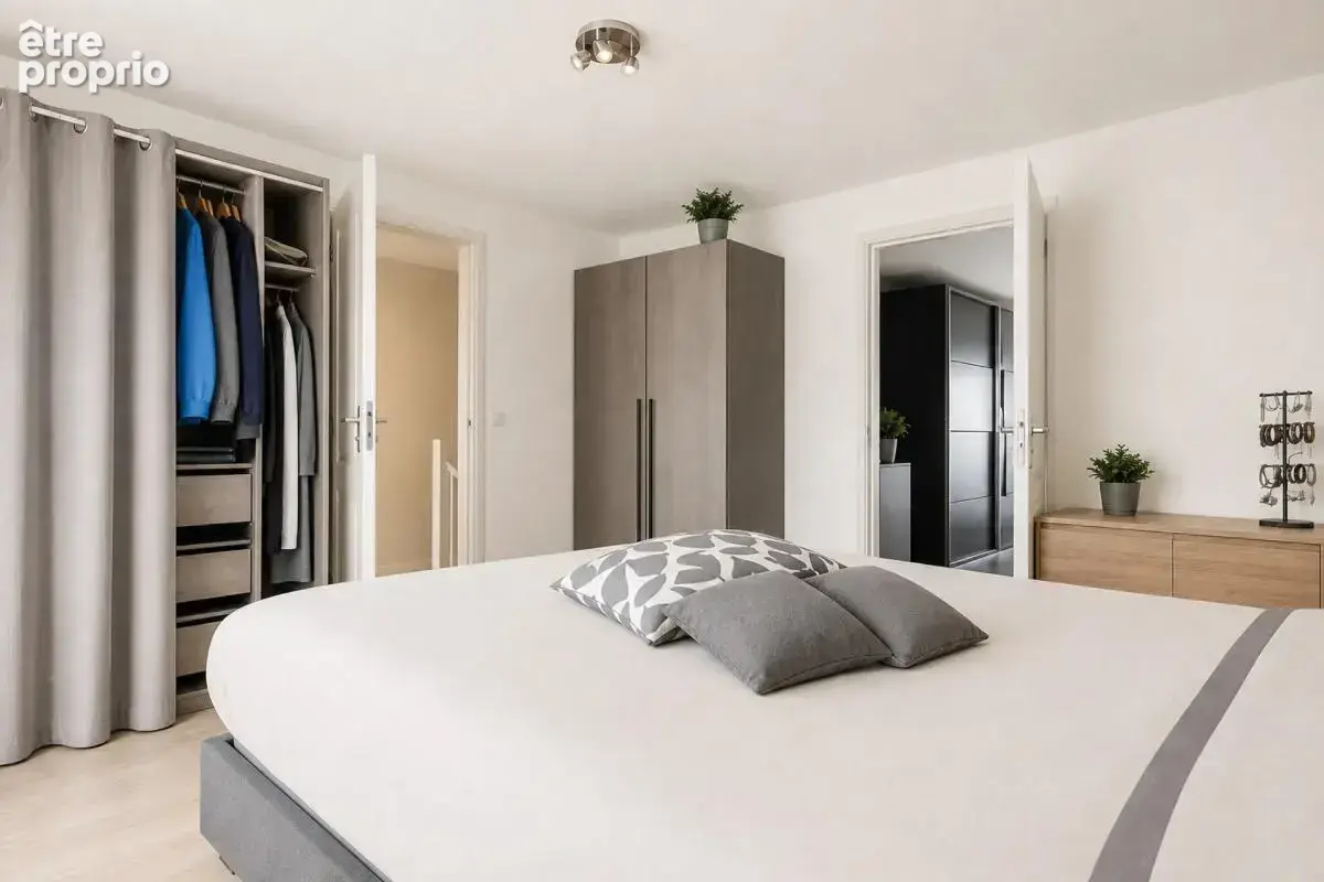 Ensemble immobilier loué à Wittenheim, 9 pièces - photo 9