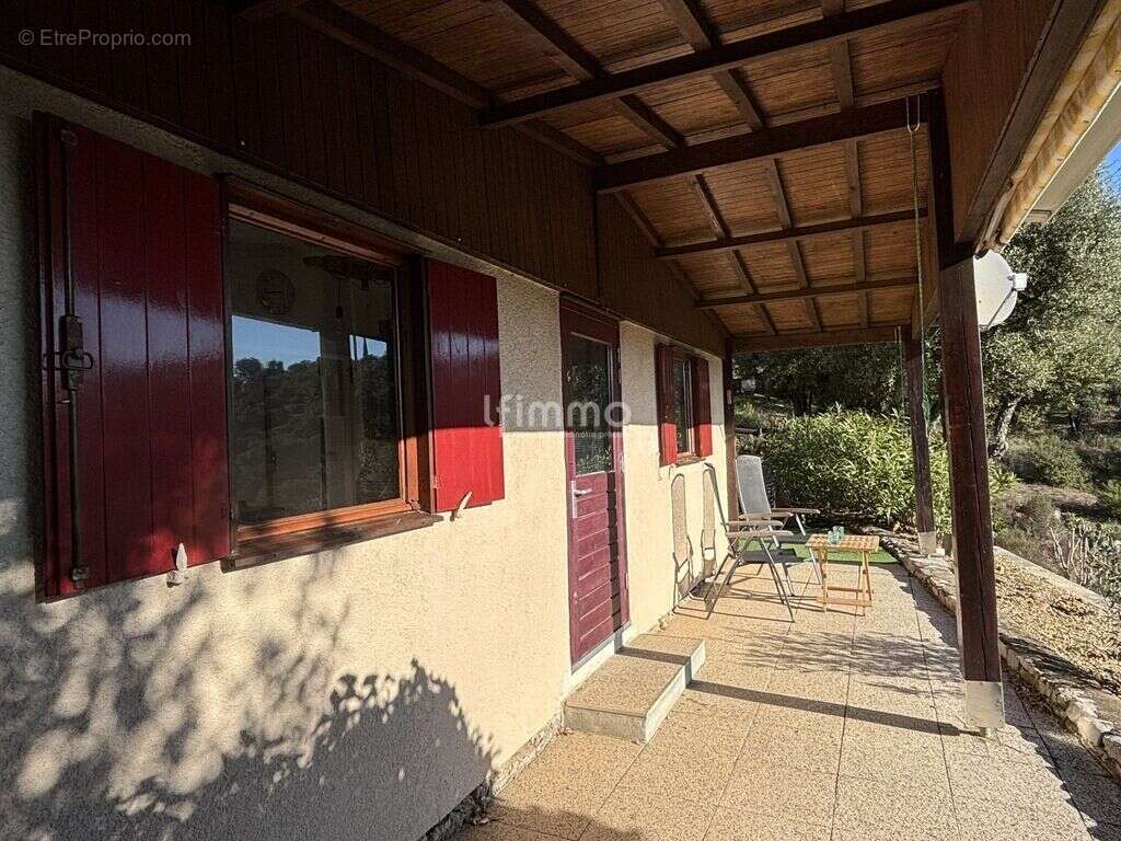 Maison à LE MUY