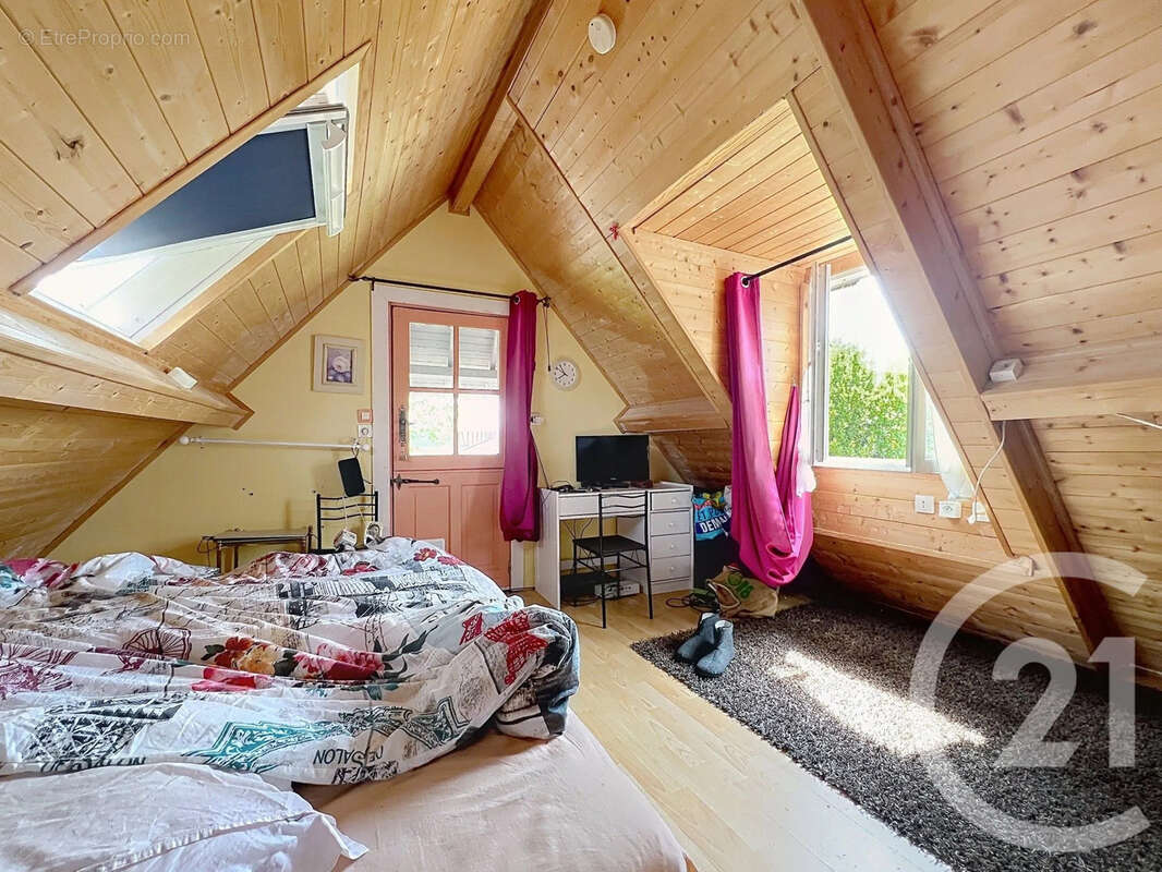 Maison 207 m² à Pont-Audemer  - photo 24