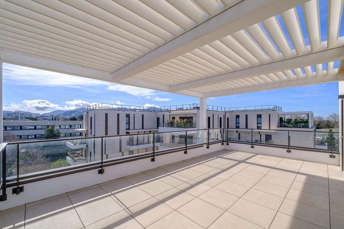 Appartement à MARSEILLE-8E