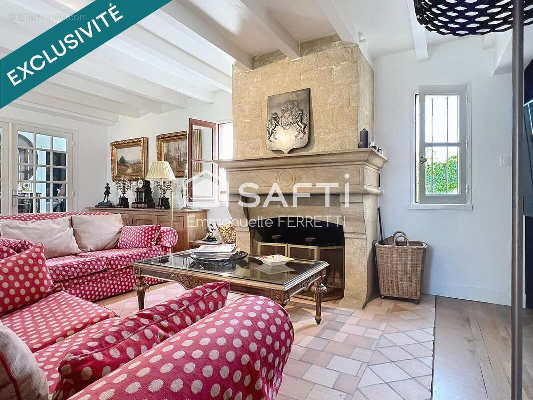 Photo 8 - Maison à MOUTIERS-LES-MAUXFAITS
