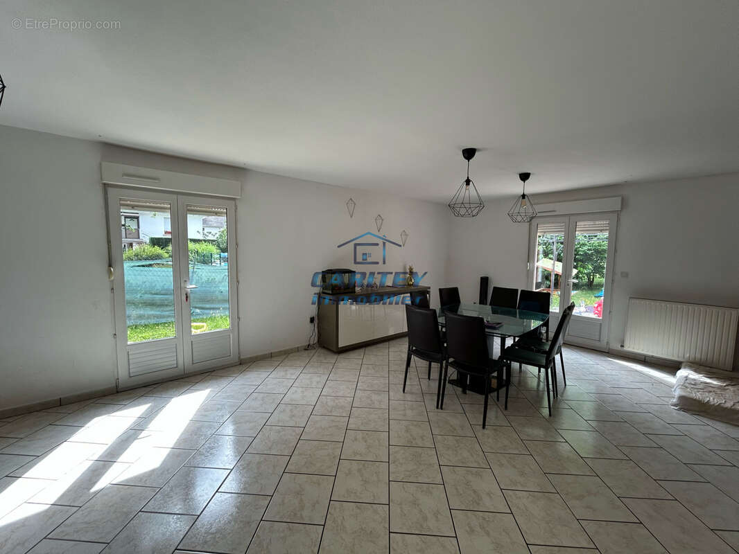Maison de plain pied 135m2 sur terrain de 884m2 à magny-vernois - photo 7
