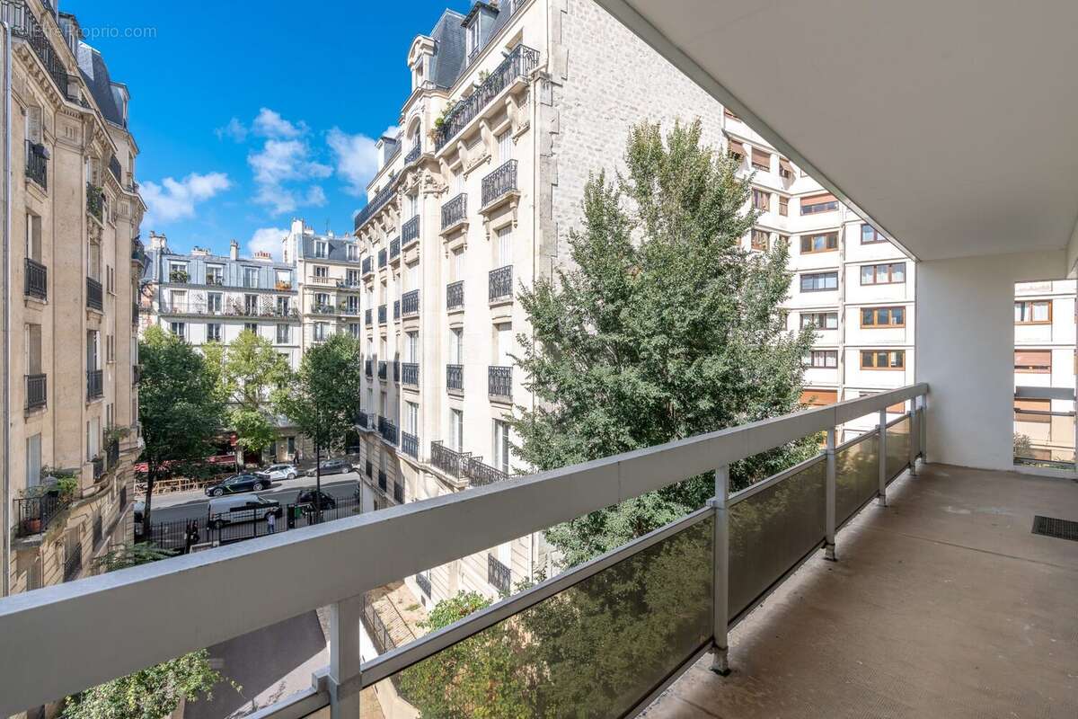 Appartement à PARIS-12E