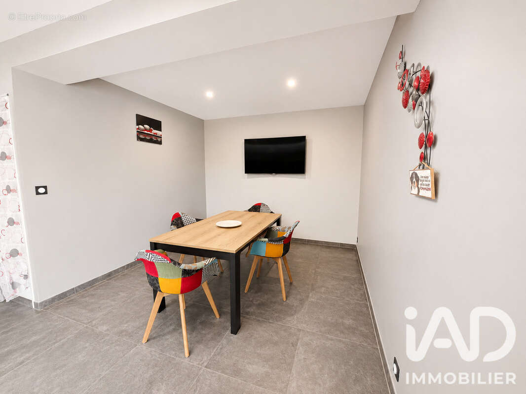 Photo 8 - Maison à VILLEMOUSTAUSSOU