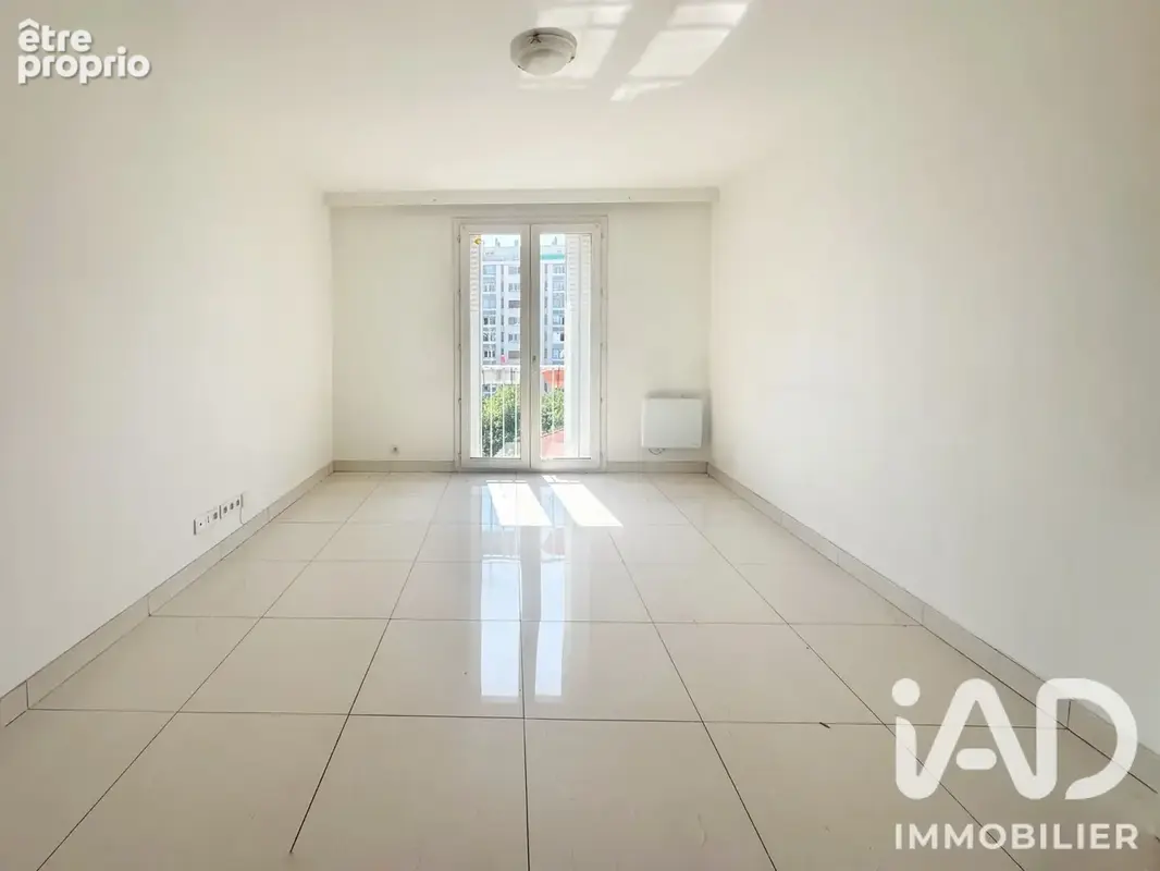 Photo 1 - Appartement à DRANCY