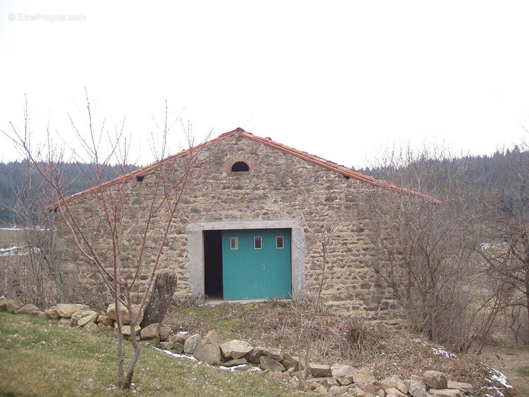 Maison à VERNET-LA-VARENNE