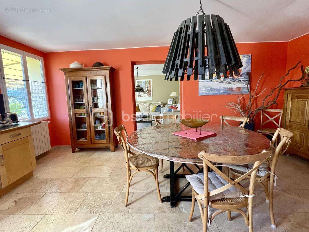 Maison à VERS-PONT-DU-GARD