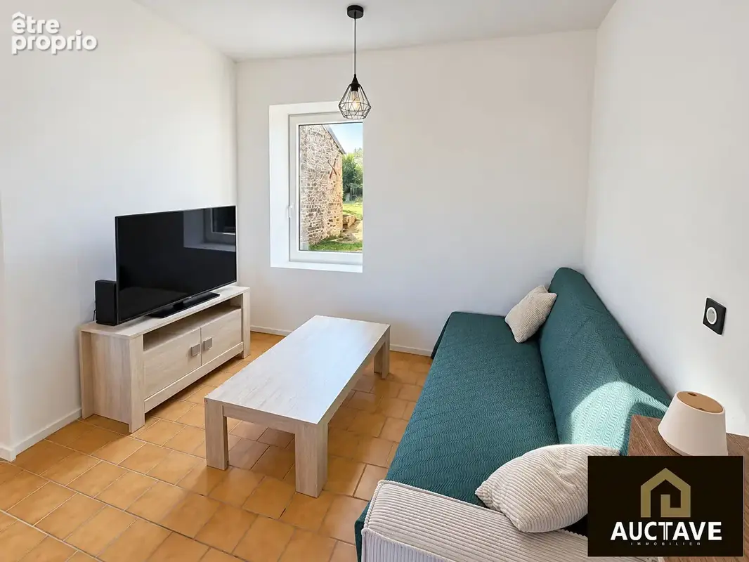 Maison en pierre avec 3 chambres, jardin et dépendances - photo 6