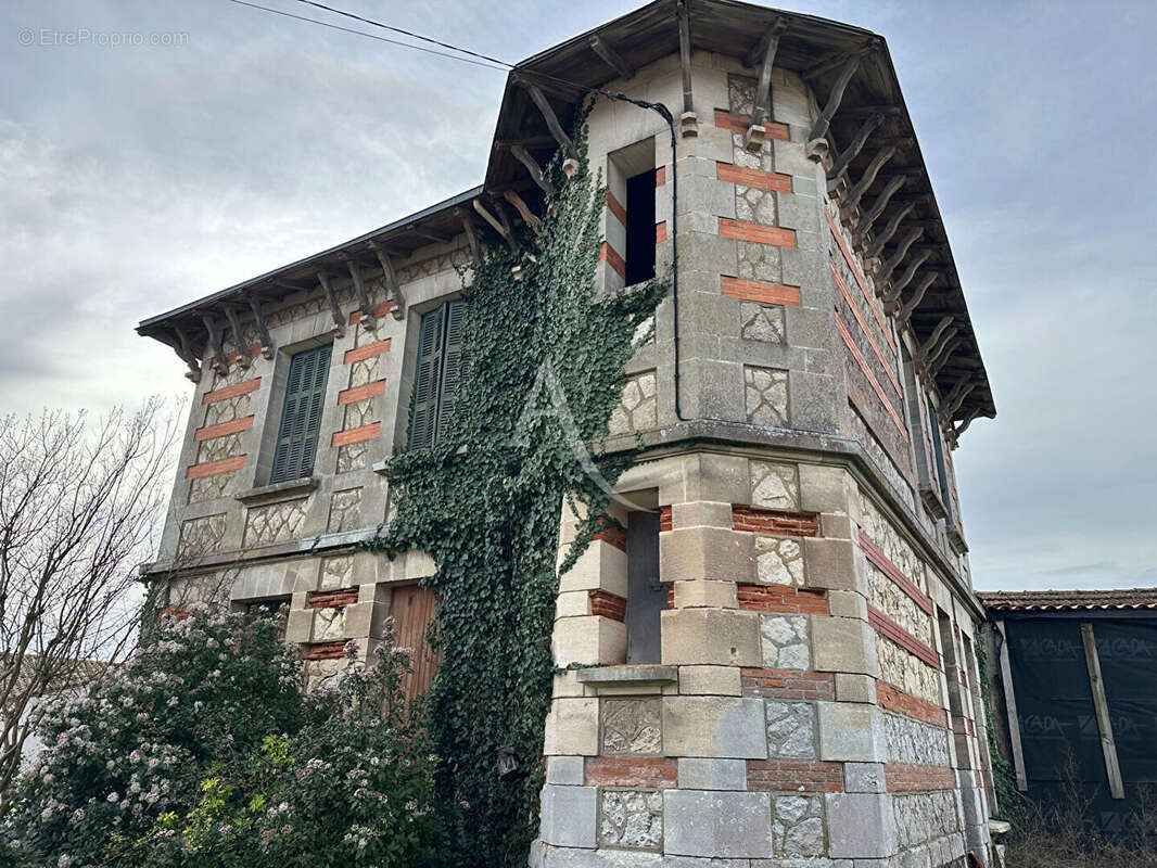 Maison à ROCHEFORT