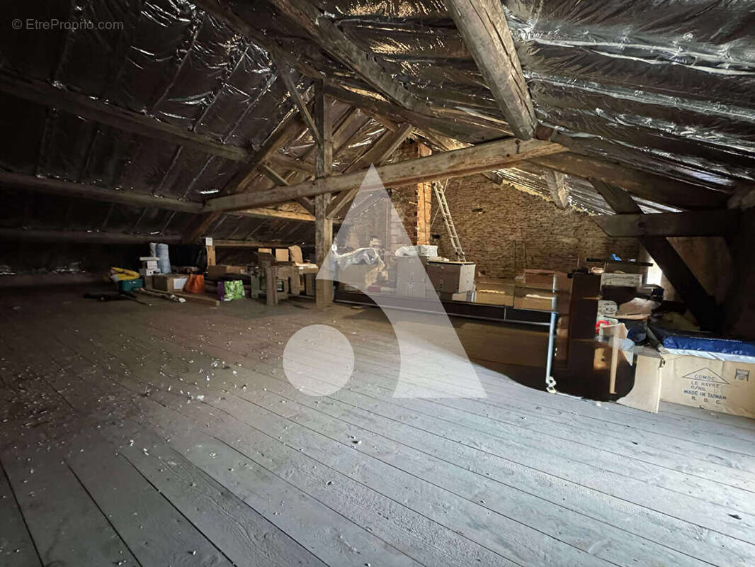 Maison à LIFFOL-LE-GRAND