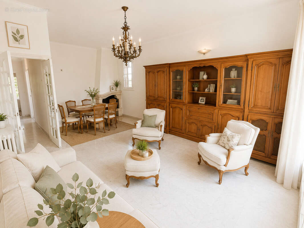 Maison à HYERES