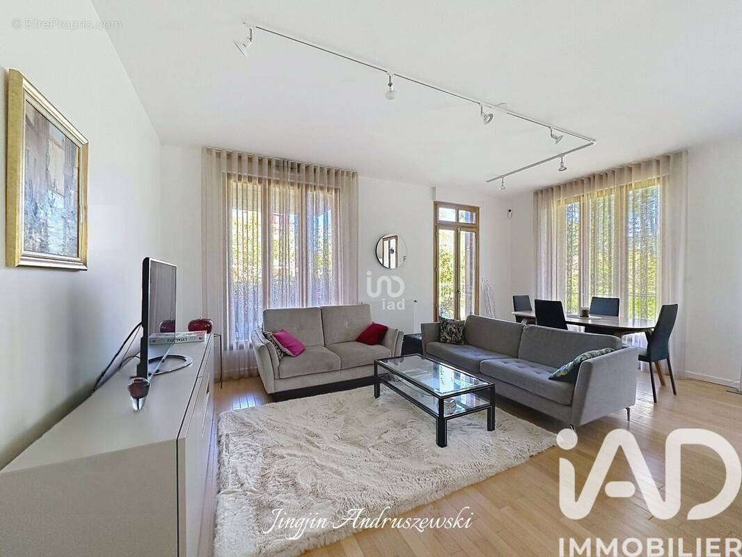 Photo 1 - Appartement à LE VESINET