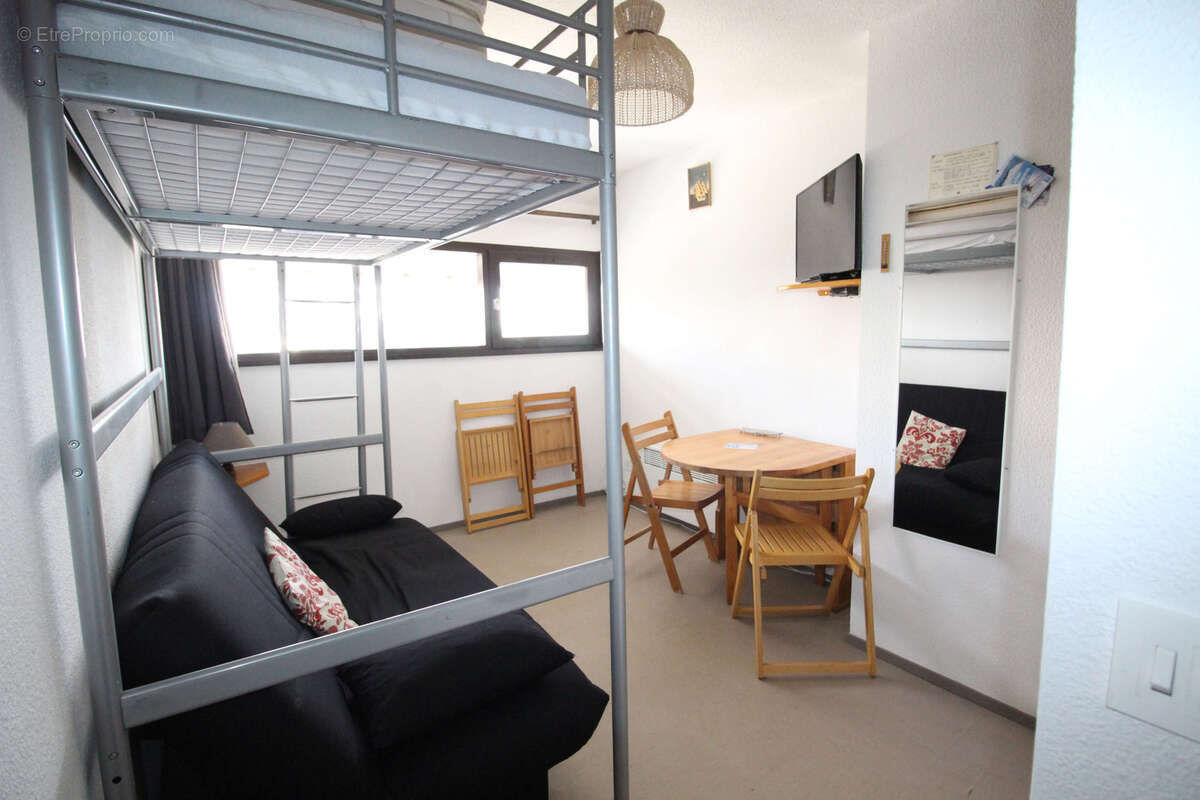 Appartement à SAINT-AVENTIN