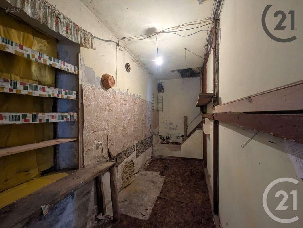 Maison à CHALAUTRE-LA-GRANDE