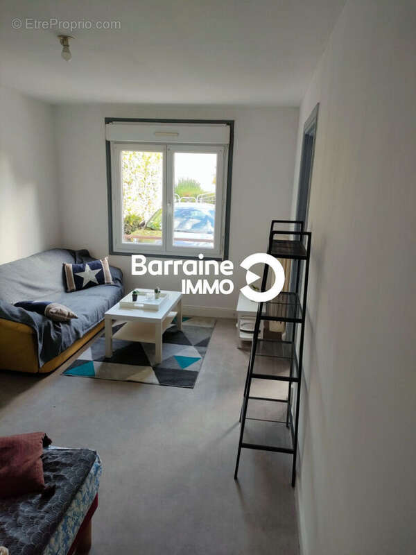Lorient - immeuble de rapport compose de 6 appartement avec garage et box - photo 8