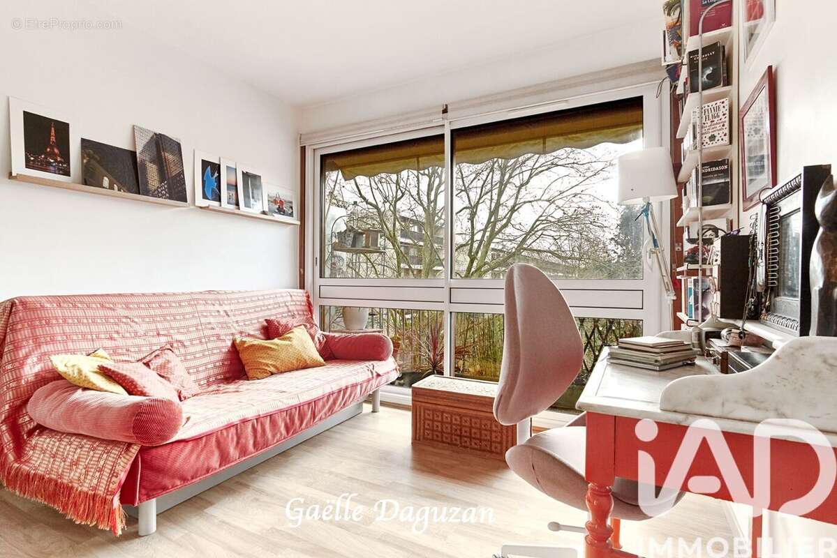 Photo 9 - Appartement à LA CELLE-SAINT-CLOUD