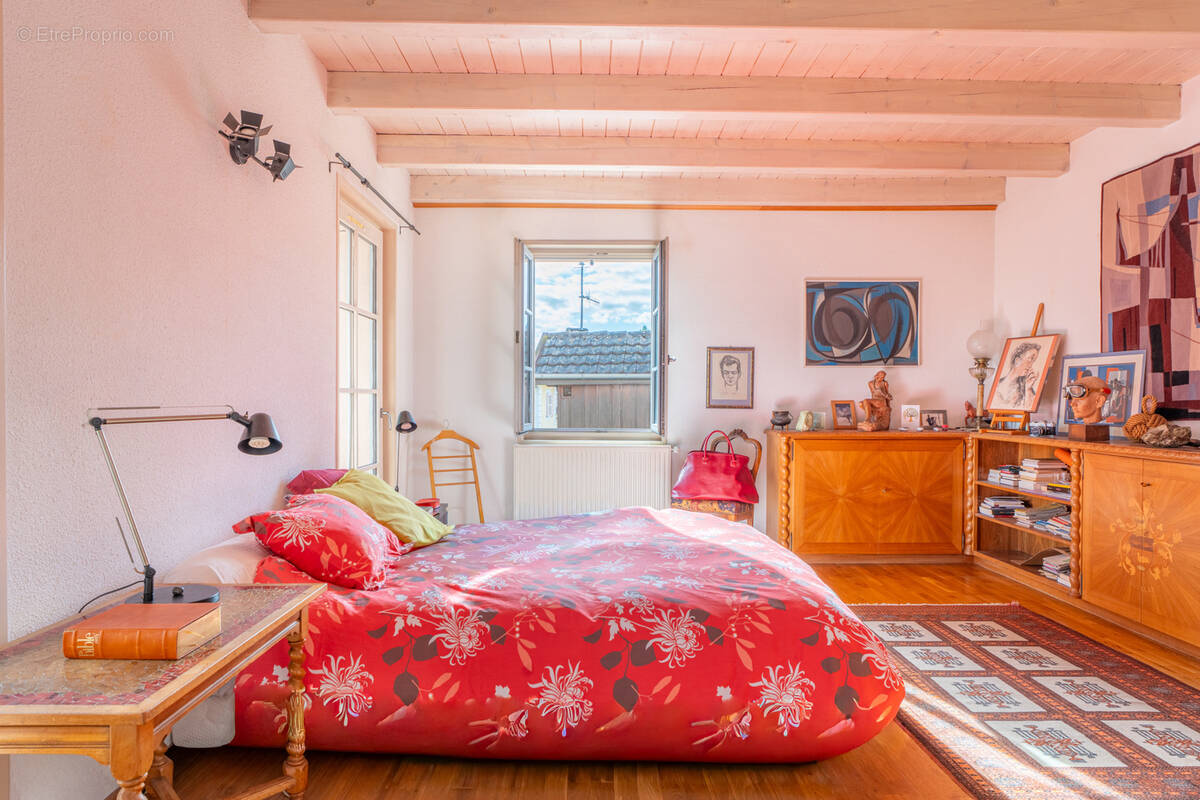 Appartement à FERNEY-VOLTAIRE