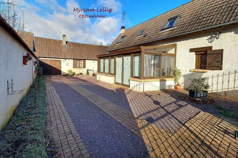 Maison à AULNAY-SUR-ITON