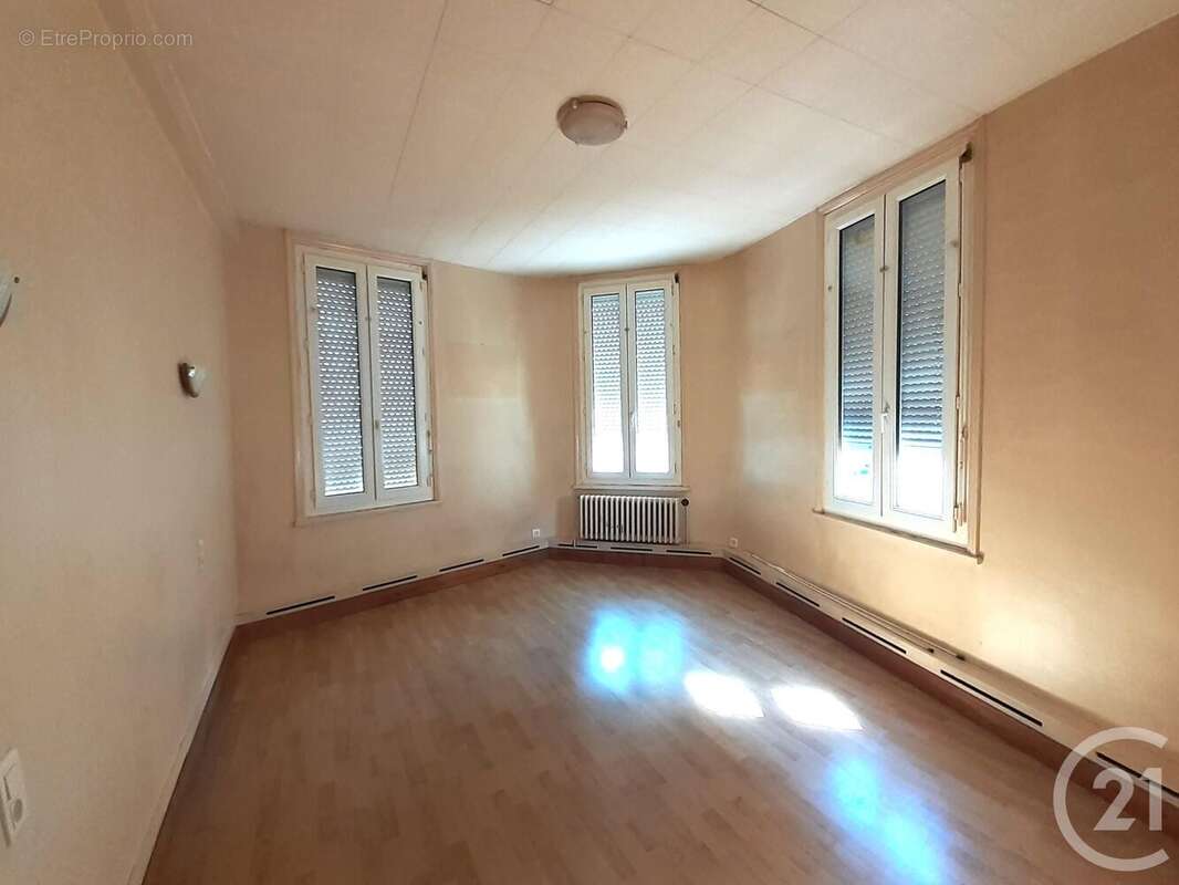 Appartement à BERNAY