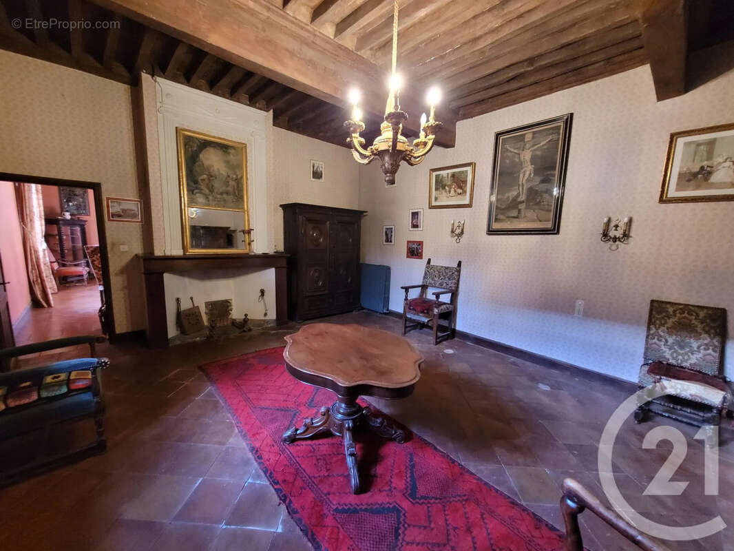 Maison à LISLE-SUR-TARN