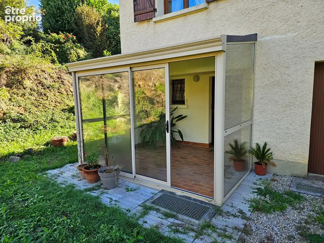 À VENDRE -Maison familiale de type 6 avec grand terrain clôturé, à moins de 10 minutes de Figeac - photo 16