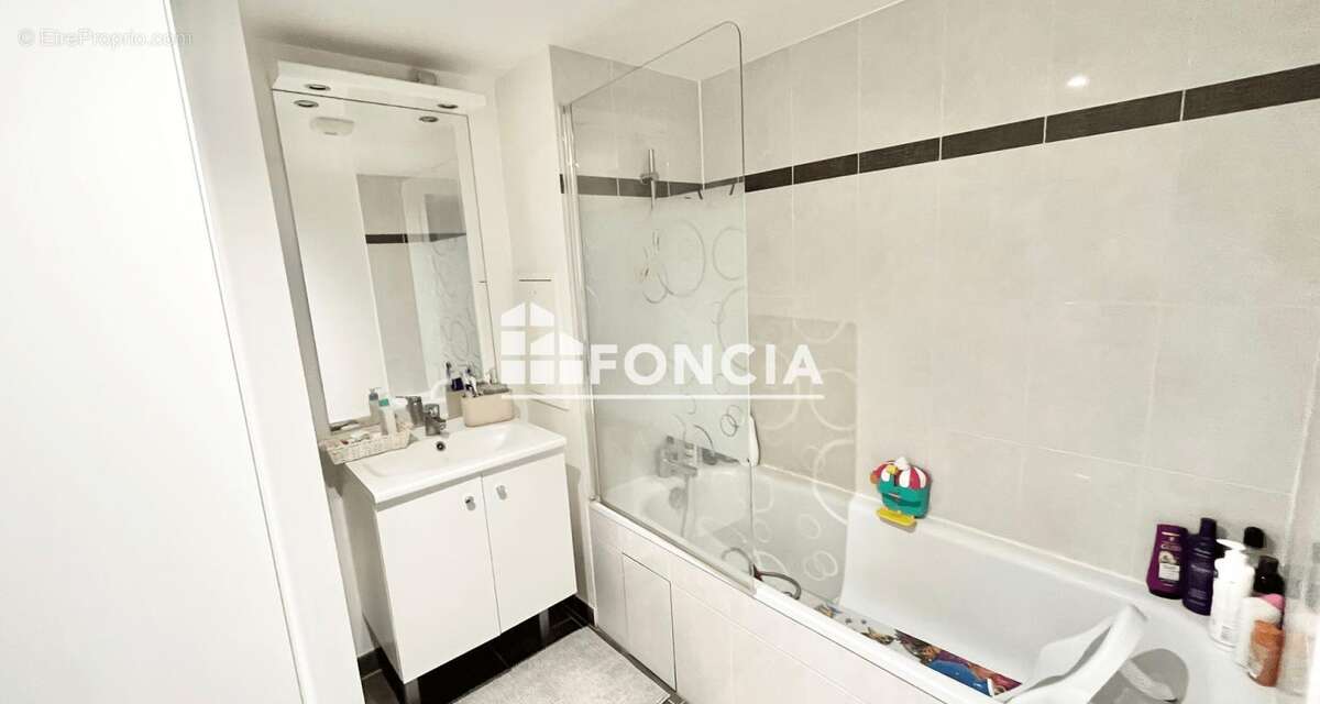 Appartement à ELANCOURT