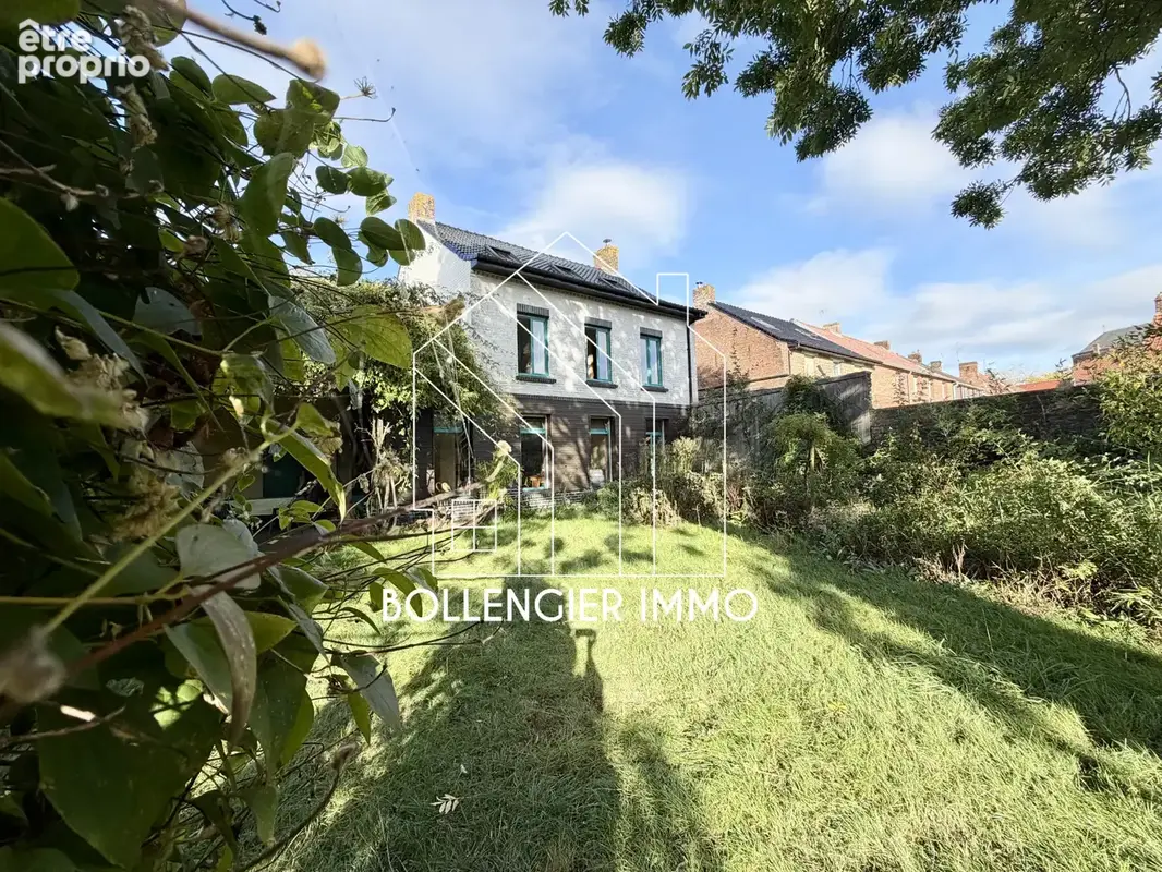 Photo Maison à Saint-Sylvestre-Cappel au prix de 343 000€