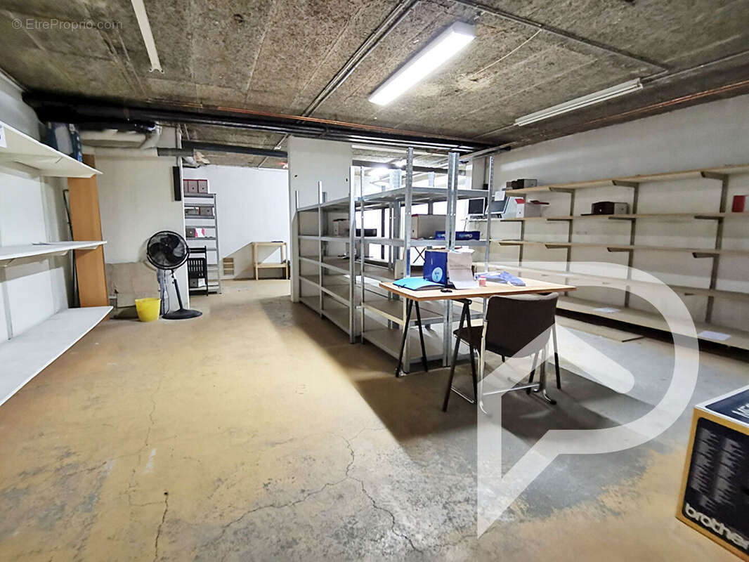 Commerce à VITRY-SUR-SEINE