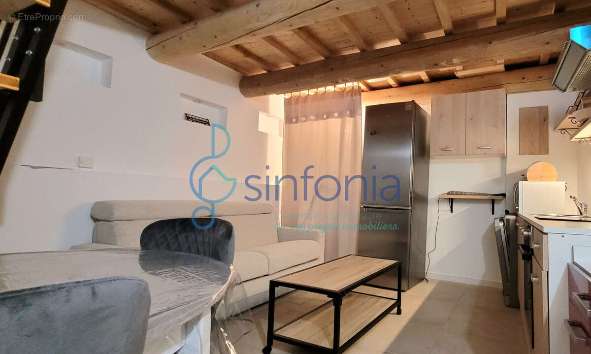Appartement à SAINT-QUENTIN-LA-POTERIE