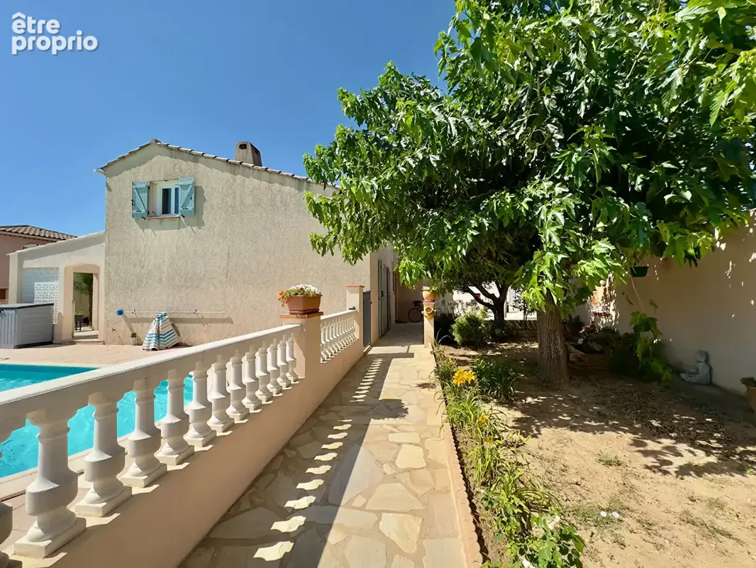 Maison familiale de 116 m² avec piscine, 4 chambres, centre-ville la crau - photo 9