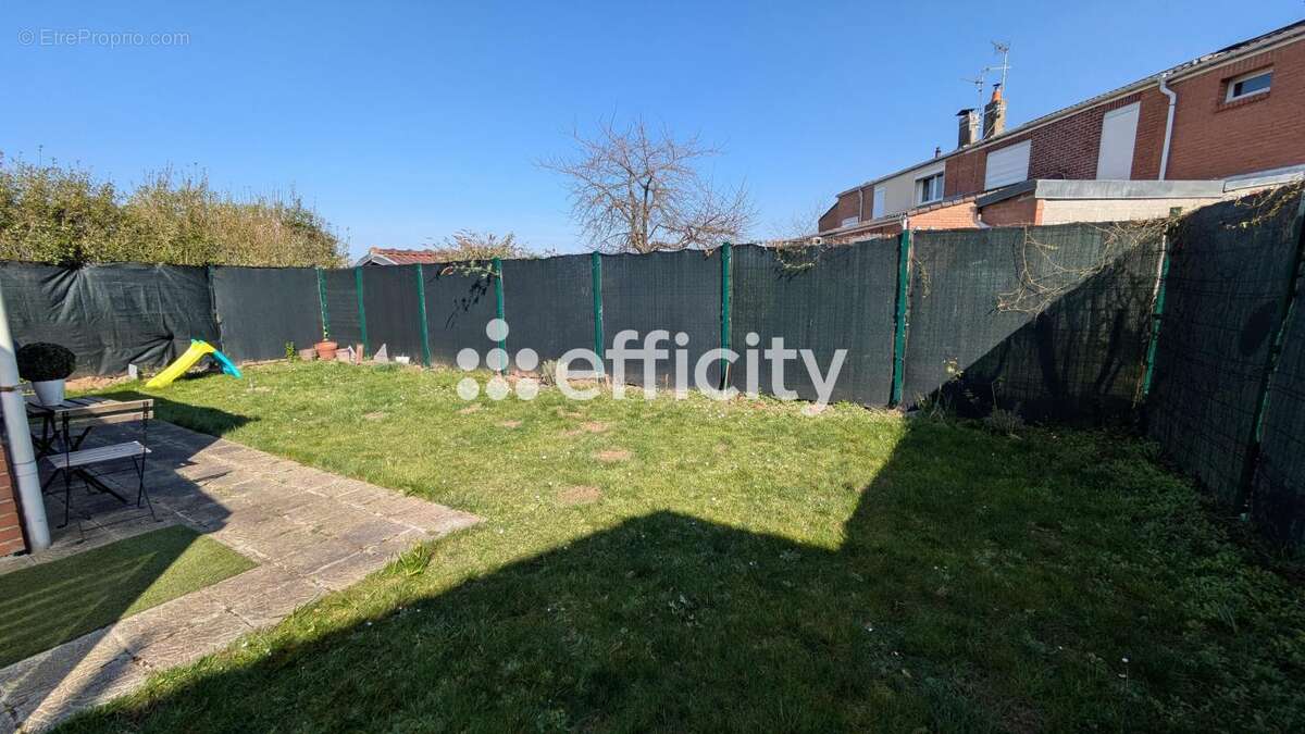 Maison à WATTIGNIES