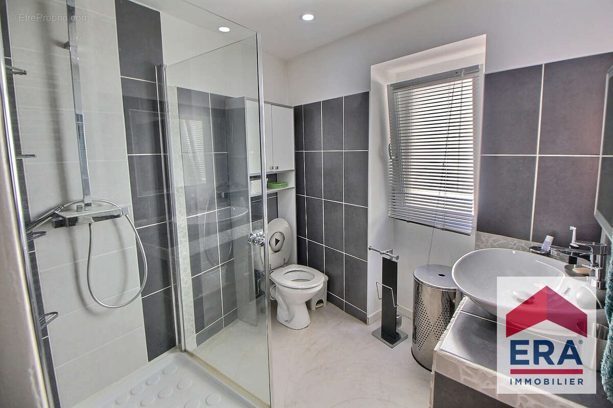 Maison à PONT-SAINT-ESPRIT