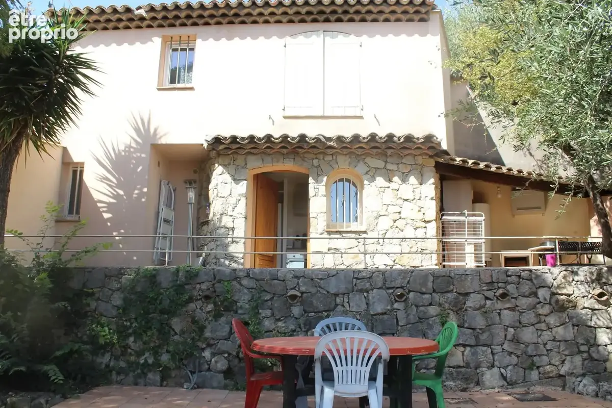 GRASSE ST JACQUES, Propriété de 2 villas - photo 12