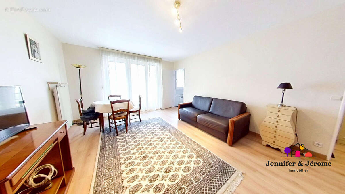 Appartement à SAINT-GRATIEN